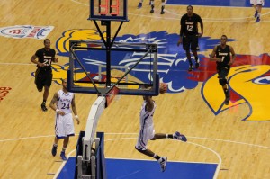 Kevin Young Dunking